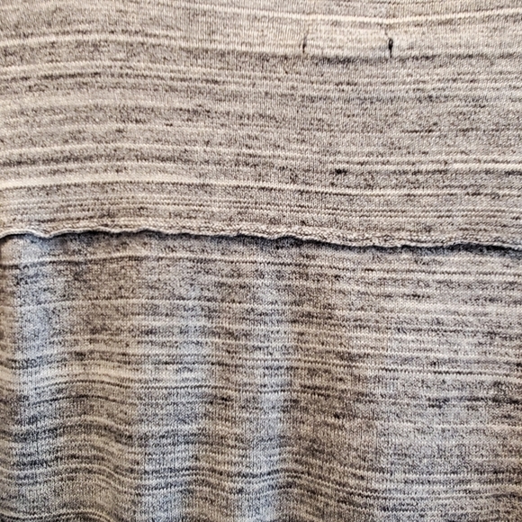 J.B. HOLT  NWT.  Sz small.  Long sleeve lightweight sweater - Picture 7 of 7